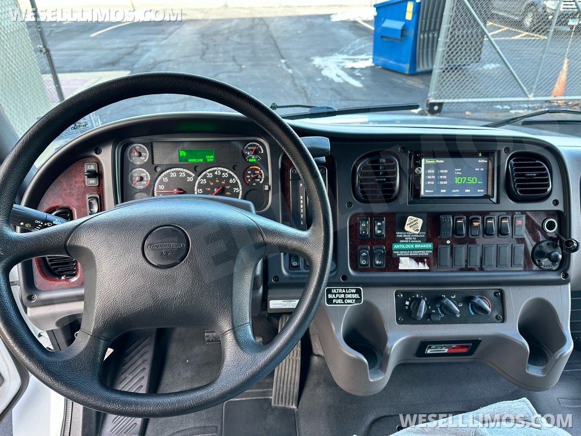 Executive Shuttle for Sale in addison, IL - Photo 2