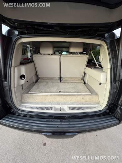 2016 Cadillac Escalade ESV 40” Stretch - SUV Stretch for Sale in Phoenix, AZ - Photo 18