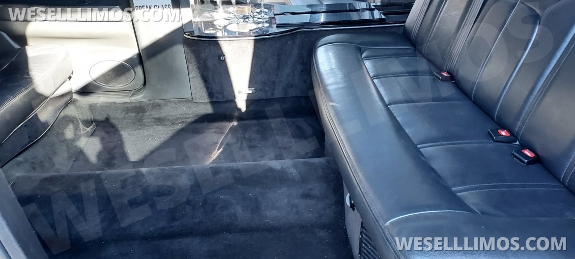 Limousine for Sale in Waterbury, CT - Photo 15