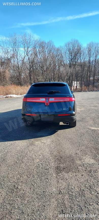2017 Royale Lincoln MKT Limousine - Limousine for Sale in Waterbury, CT - Photo 16