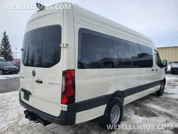 2025 Mercedes-Benz Sprinter Sprinter for Sale in Baldwin, NY - Photo 3