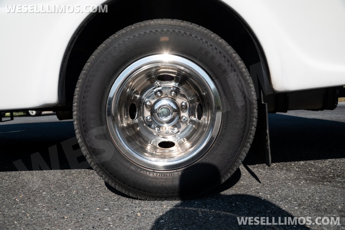 Shuttle Bus for Sale in Upper Marlboro, MD - Photo 11