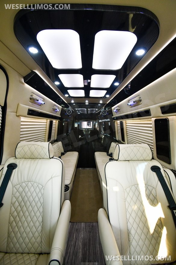 2022 Mercedes-Benz Sprinter 3500XD Sprinter for Sale in Georgetown, TX - Photo 3