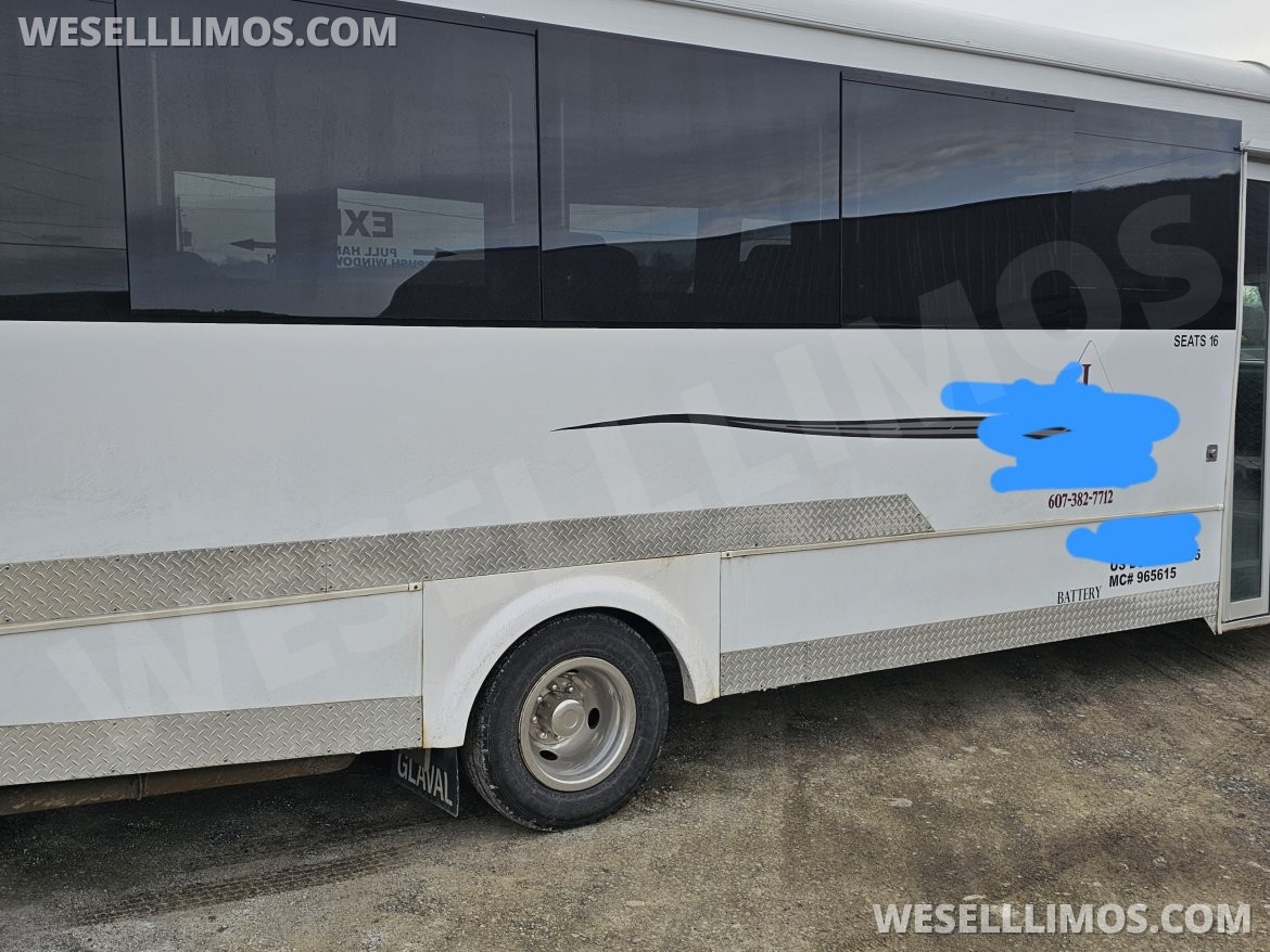 Limo Bus for Sale in Hornell, NY - Photo 2