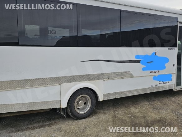 2017 Ford E450 Limo Bus for Sale in Hornell, NY - Photo 2