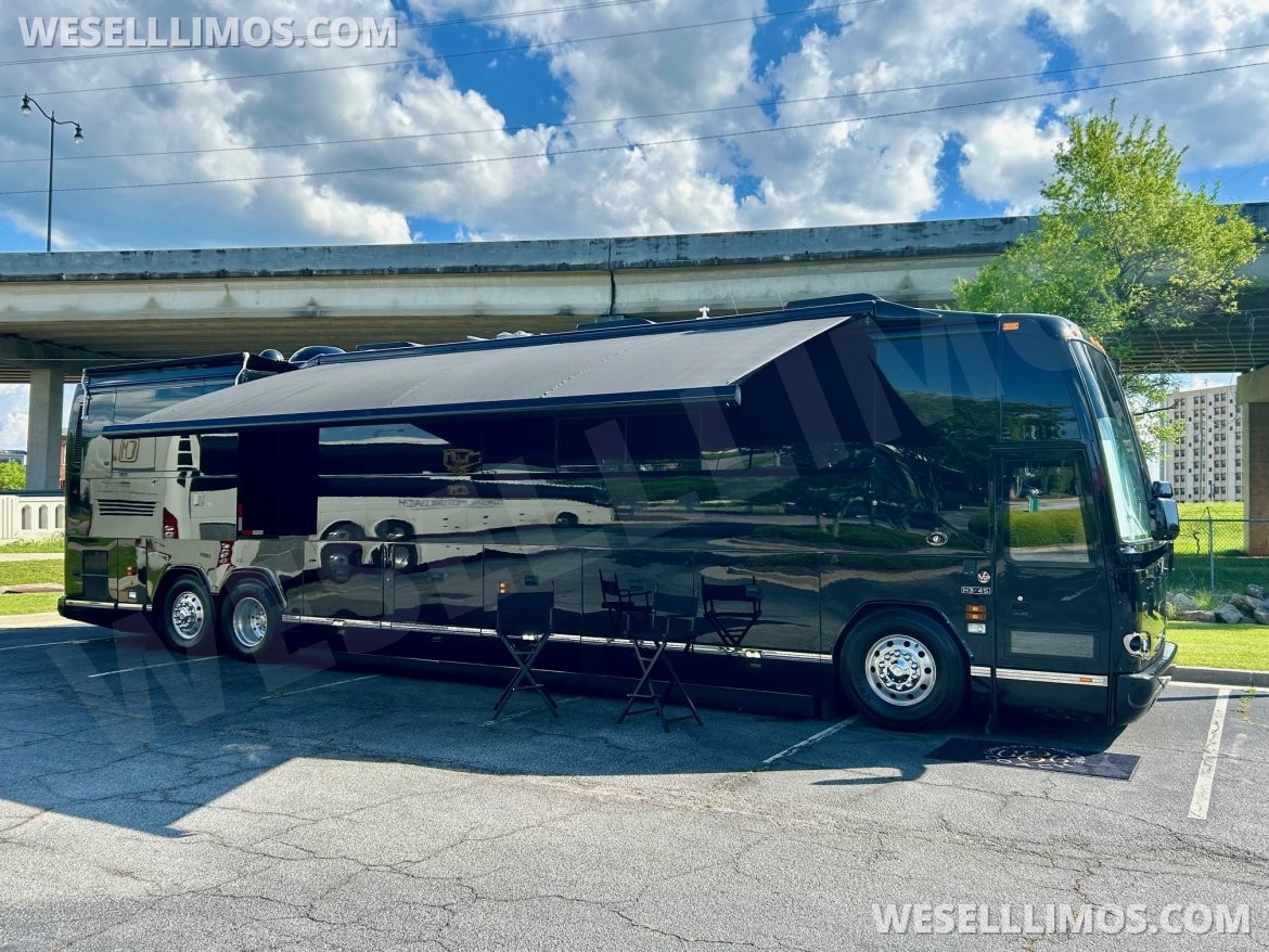 Motorcoach for Sale in CAYCE, SC - Photo 2