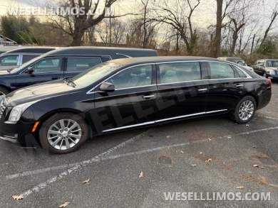 2013 Coach Bulider Cadillac XTS 6 Door Limousine Limousine - Limousine for Sale in St Marys, GA - Photo 7