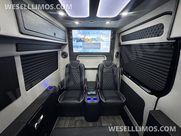 2026 OGV Luxury Coach V-Cruise 10OB Full Wall Partition Sprinter for Sale in Baton Rouge, LA - Photo 2