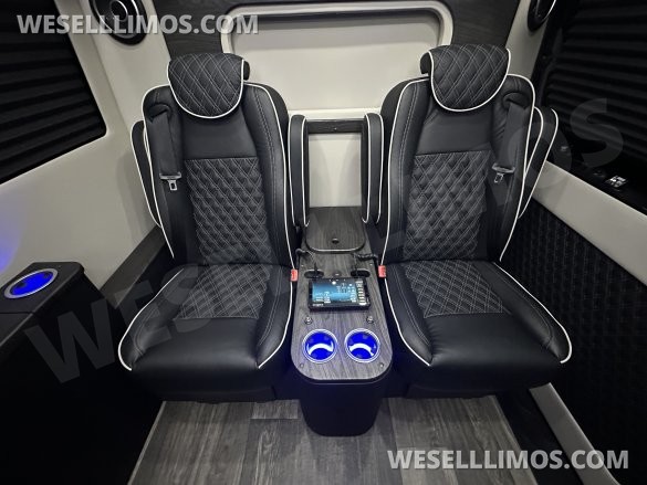 2026 OGV Luxury Coach V-Cruise 10OB Full Wall Partition Sprinter for Sale in Baton Rouge, LA - Photo 3