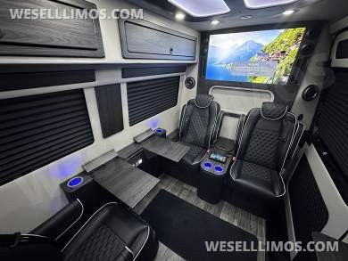 2026 OGV Luxury Coach V-Cruise 10OB Full Wall Partition Sprinter - Sprinter for Sale in Baton Rouge, LA - Photo 9