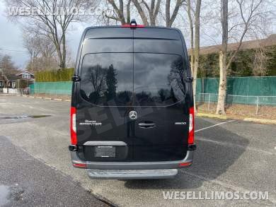 2025 Westwind Mercedes-Benz Sprinter Sprinter - Sprinter for Sale in Baldwin, NY - Photo 6