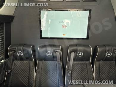 2025 Westwind Mercedes-Benz Sprinter Sprinter - Sprinter for Sale in Baldwin, NY - Photo 20