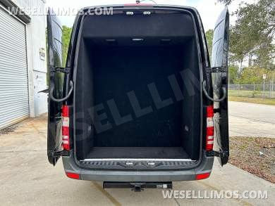 2025 Westwind Mercedes-Benz Sprinter Sprinter - Sprinter for Sale in Baldwin, NY - Photo 23