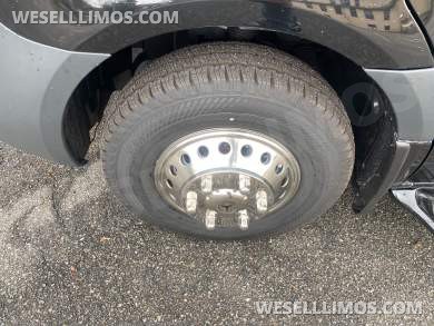 2025 Westwind Mercedes-Benz Sprinter Sprinter - Sprinter for Sale in Baldwin, NY - Photo 24