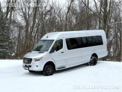 2023 AWD Dreamliner 12 Passenger Auto Elite Mercedes-Benz Sprinter - Sprinter for Sale in Elkhart, IN - Photo 41