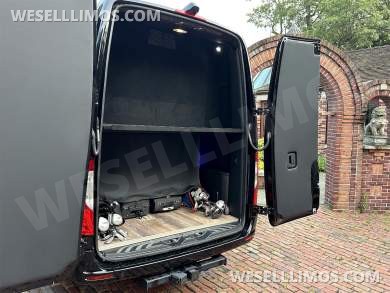 2024 Maybach Trim Elite Pullman 15 Passenger Auto Elite Mercedes-Benz Sprinter - Sprinter for Sale in Elkhart, IN - Photo 27