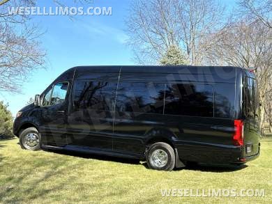 2024 Maybach Trim Elite Pullman 15 Passenger Auto Elite Mercedes-Benz Sprinter - Sprinter for Sale in Elkhart, IN - Photo 56