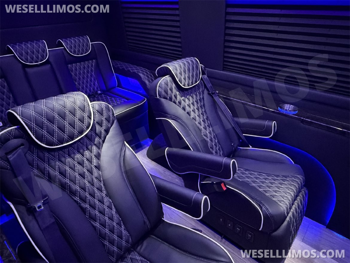 Sprinter for Sale in Elkhart, IN - Photo 9