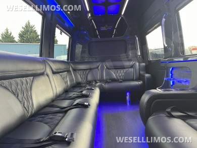 2017 Mercedes-Benz Sprinter 3500 170” Extended Sprinter for Sale in Pasadena, MD
