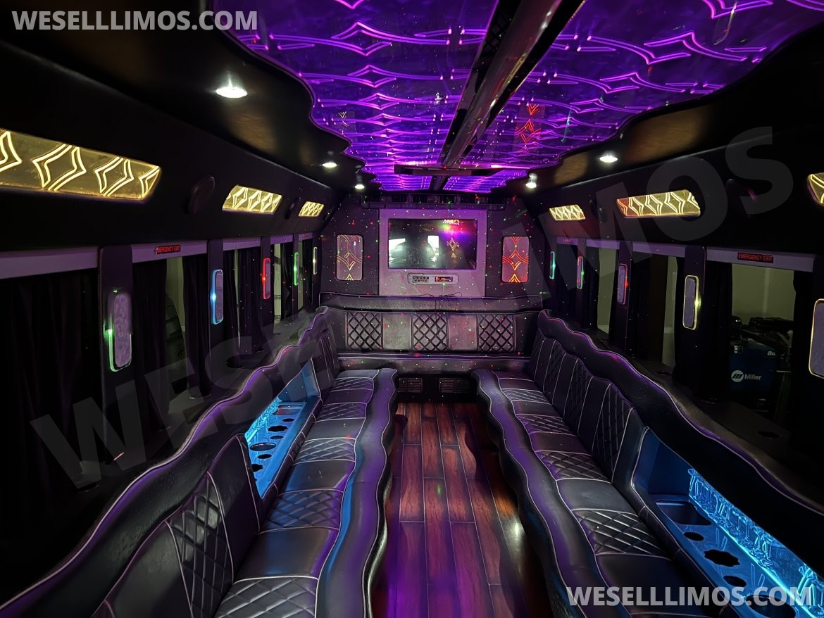 Limo Bus for Sale in Modesto, CA - Photo 6