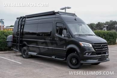 2025 OGV Luxury Coach V-Cruise 100BA Sprinter for Sale in Addison, TX