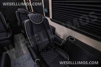 2025 OGV OGV Luxury Coach V-Cruise 100BA Sprinter - Sprinter for Sale in Addison, TX - Photo 24