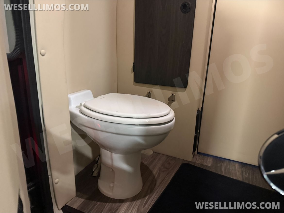 Sprinter for Sale in Addison, TX - Photo 29