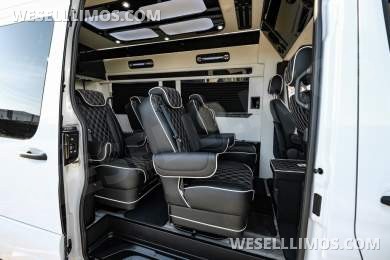 2026 Ultimate Toys Mercedes-Benz Ultimate Toys Freedom144 9 Passenger Sprinter - Sprinter for Sale in Dallas, TX - Photo 16