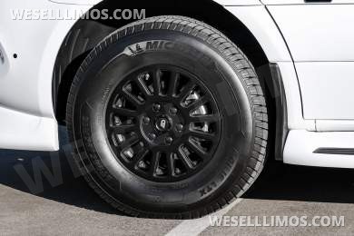 2026 Ultimate Toys Mercedes-Benz Ultimate Toys Freedom144 9 Passenger Sprinter - Sprinter for Sale in Dallas, TX - Photo 11