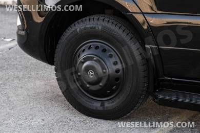 2020 LCW Mercedes-Benz LCW Super Family Traveler 12 Passenger Sprinter Sprinter - Sprinter for Sale in Dallas, TX - Photo 35