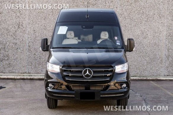 2020 Mercedes-Benz LCW Super Family Traveler 12 Passenger Sprinter Sprinter for Sale in Dallas, TX - Photo 3