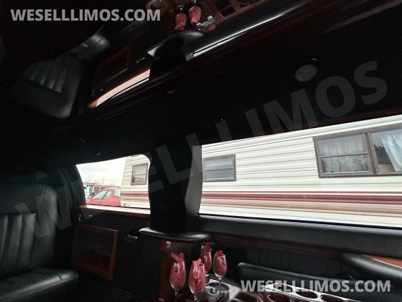 2007 Lincoln Towncar Limousine for Sale in St Charles, IL - Photo 2