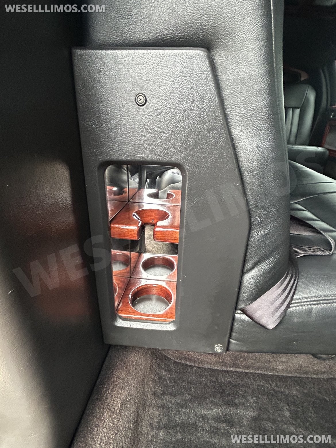 Limousine for Sale in St Charles, IL - Photo 7