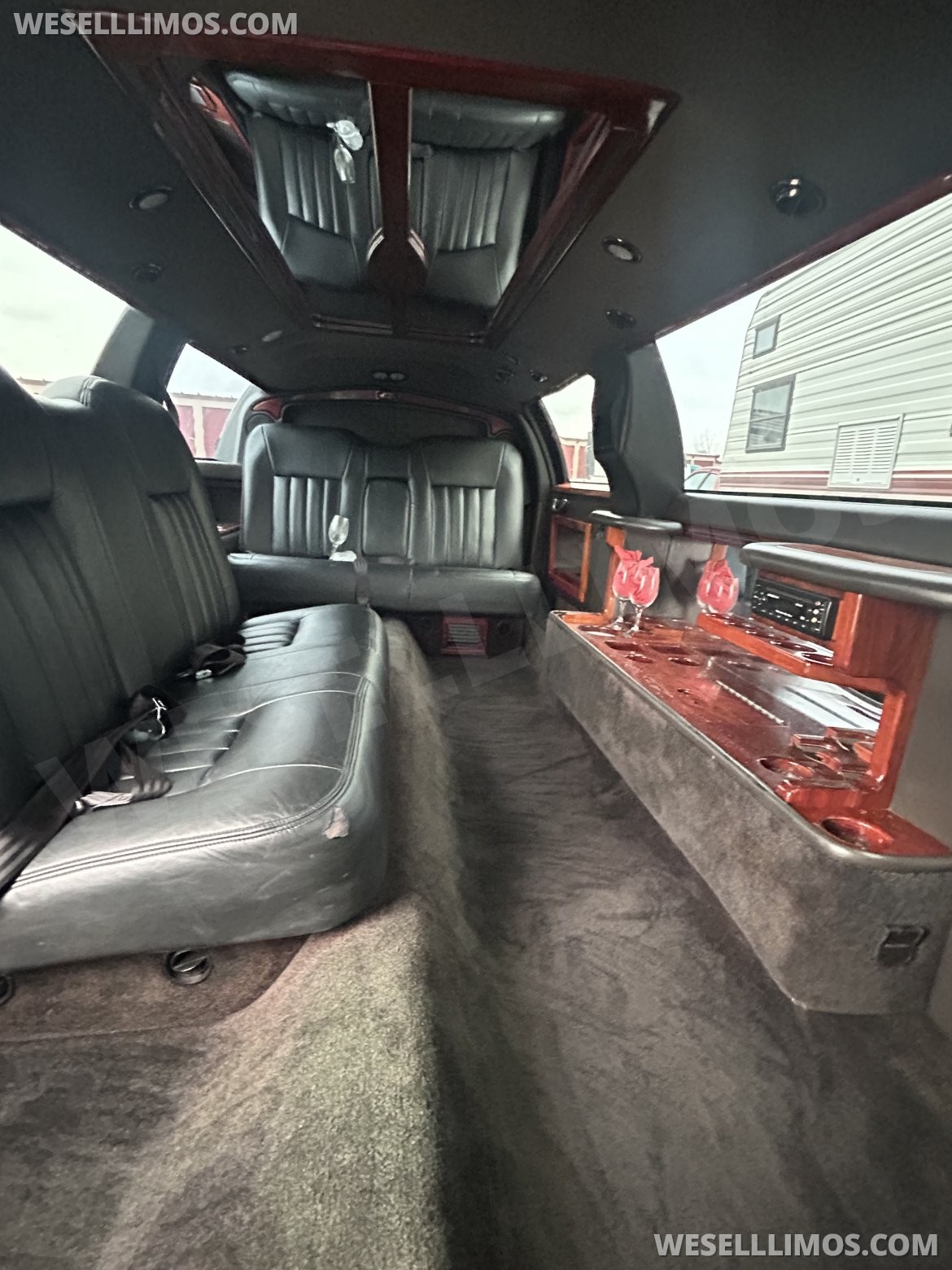 Limousine for Sale in St Charles, IL - Photo 12