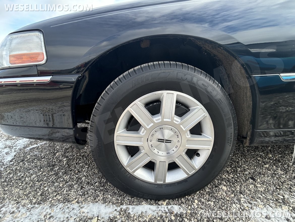 Limousine for Sale in St Charles, IL - Photo 20