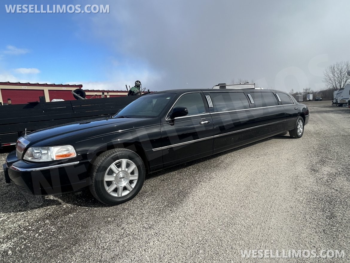 Limousine for Sale in St Charles, IL - Photo 28