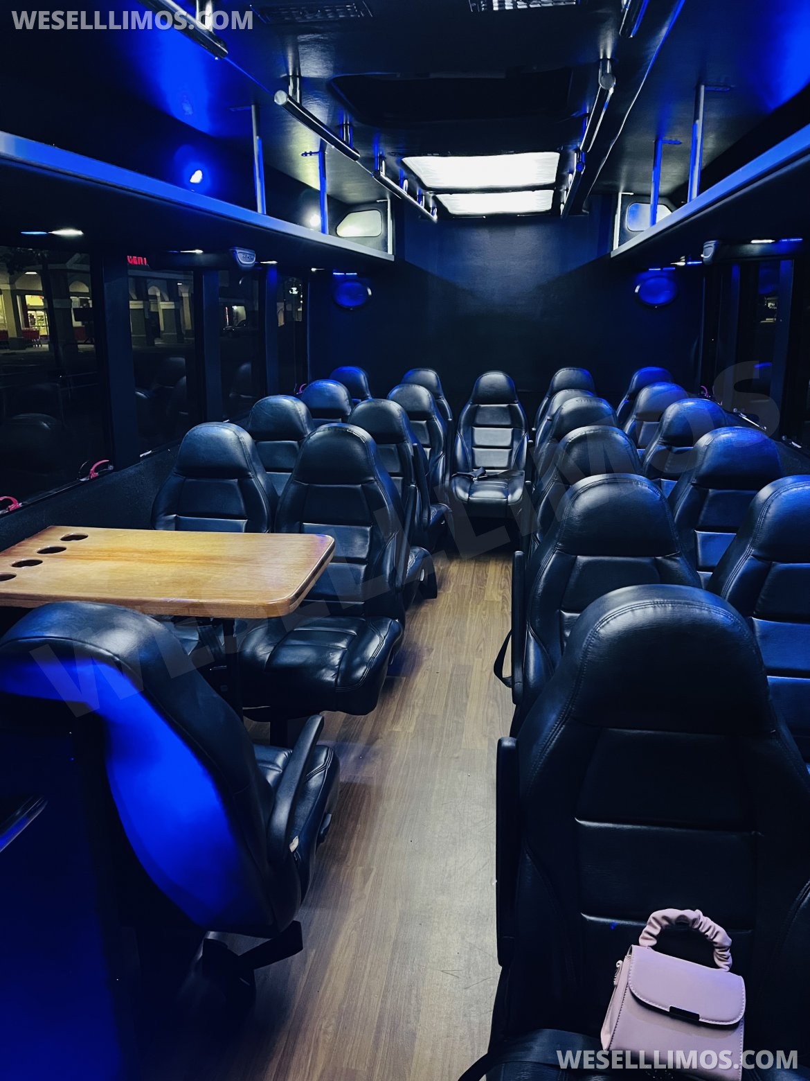 Executive Shuttle for Sale in Hayward, CA - Photo 4