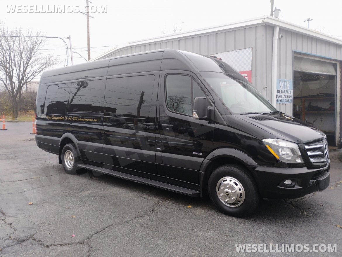 Sprinter for Sale in Euclid, OH - Main Photo