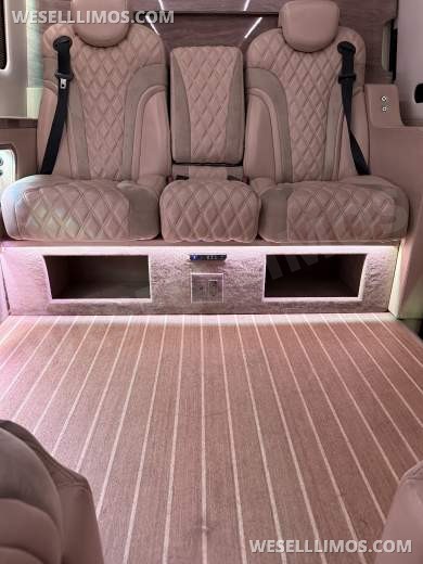 2021 Mercedes-Benz Sprinter 3500 Jet-Style Sprinter - Sprinter for Sale in Studio City, CA - Photo 9