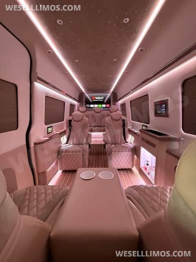 2021 Mercedes-Benz Sprinter 3500 Dually Sprinter for Sale in Studio City, CA