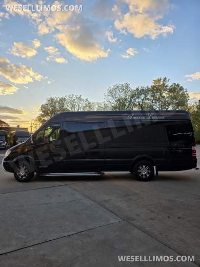 2013 Royale Mercedes-Benz Sprinter Limousine 10 Passenger - Sprinter for Sale in Erie, PA - Photo 4