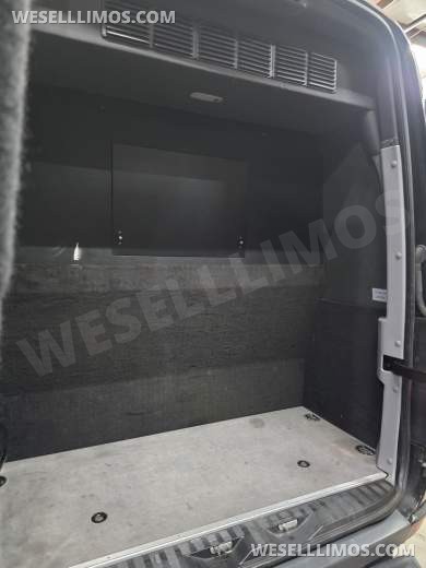 2013 Royale Mercedes-Benz Sprinter Limousine 10 Passenger - Sprinter for Sale in Erie, PA - Photo 22