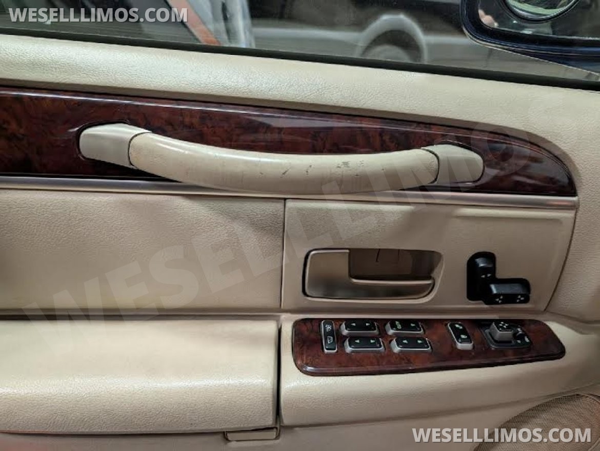 Limousine for Sale in Meredith, NH - Photo 9