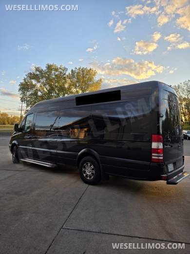 2013 Royale Mercedes-Benz Sprinter 2500 EXT Limo Bus - Limo Bus for Sale in Erie, PA - Photo 16