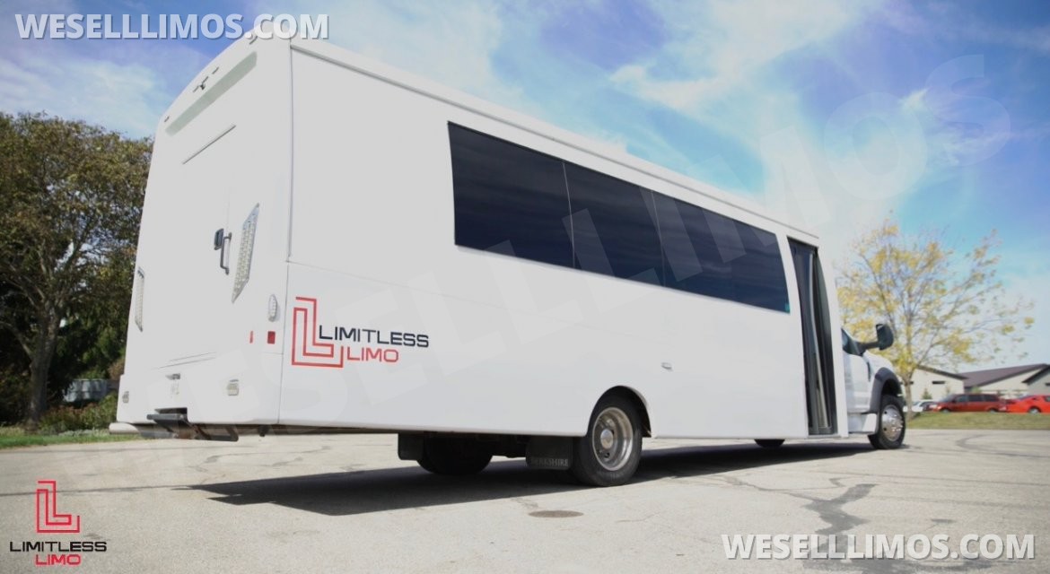 Limo Bus for Sale in Columbus, OH - Photo 3