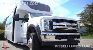 2017 Ford F-550 Limo Bus for Sale in Columbus, OH