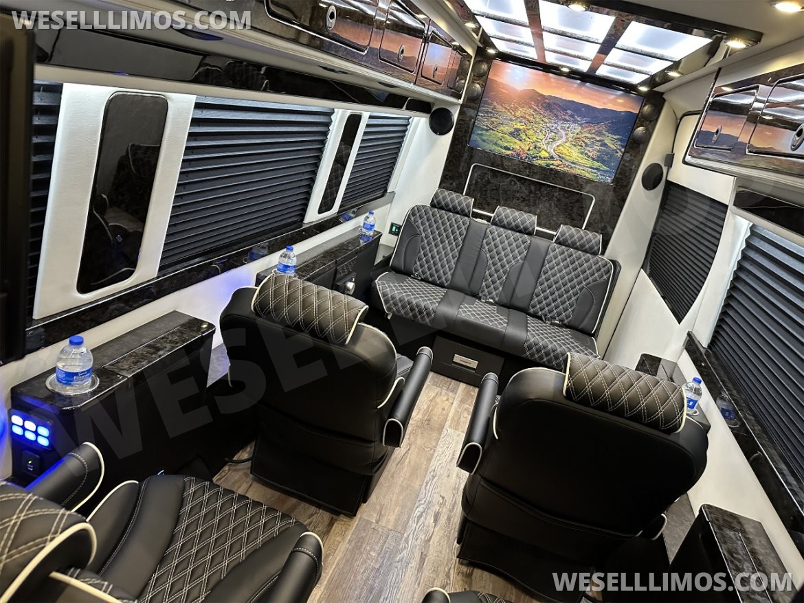 Sprinter for Sale in Elkhart, IN - Photo 3