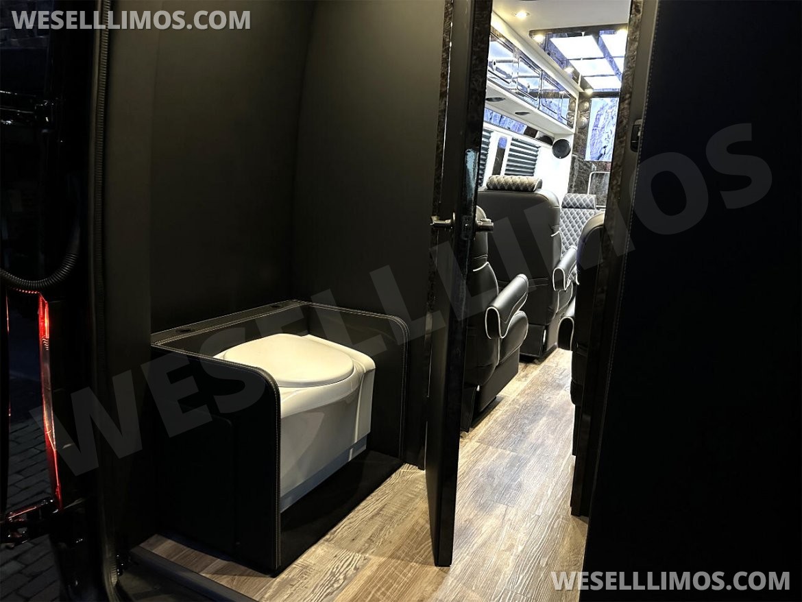 Sprinter for Sale in Elkhart, IN - Photo 13