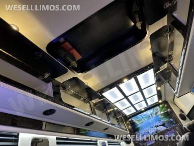2024 Road Jet Limousine 9 Passenger with Removable Bathroom Auto Elite Mercedes-Benz Sprinter - Sprinter for Sale in Elkhart, IN - Photo 37