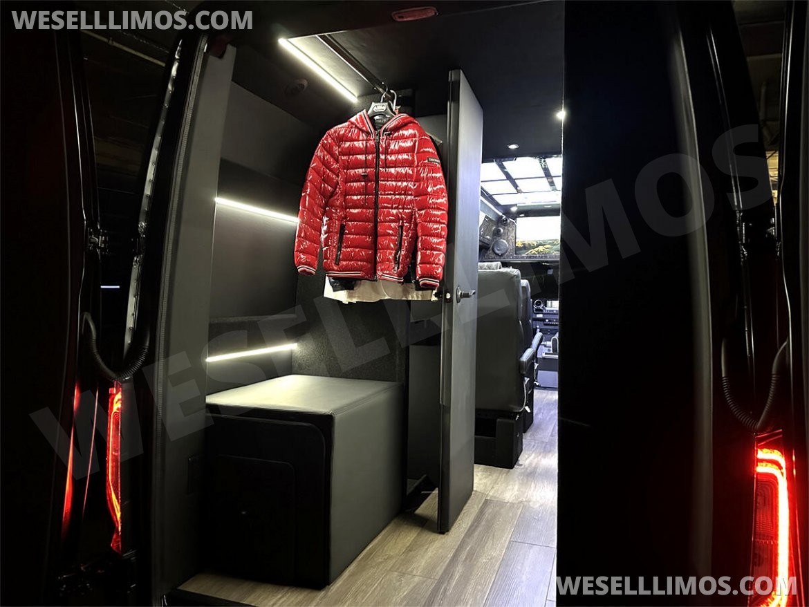 Sprinter for Sale in Elkhart, IN - Photo 15